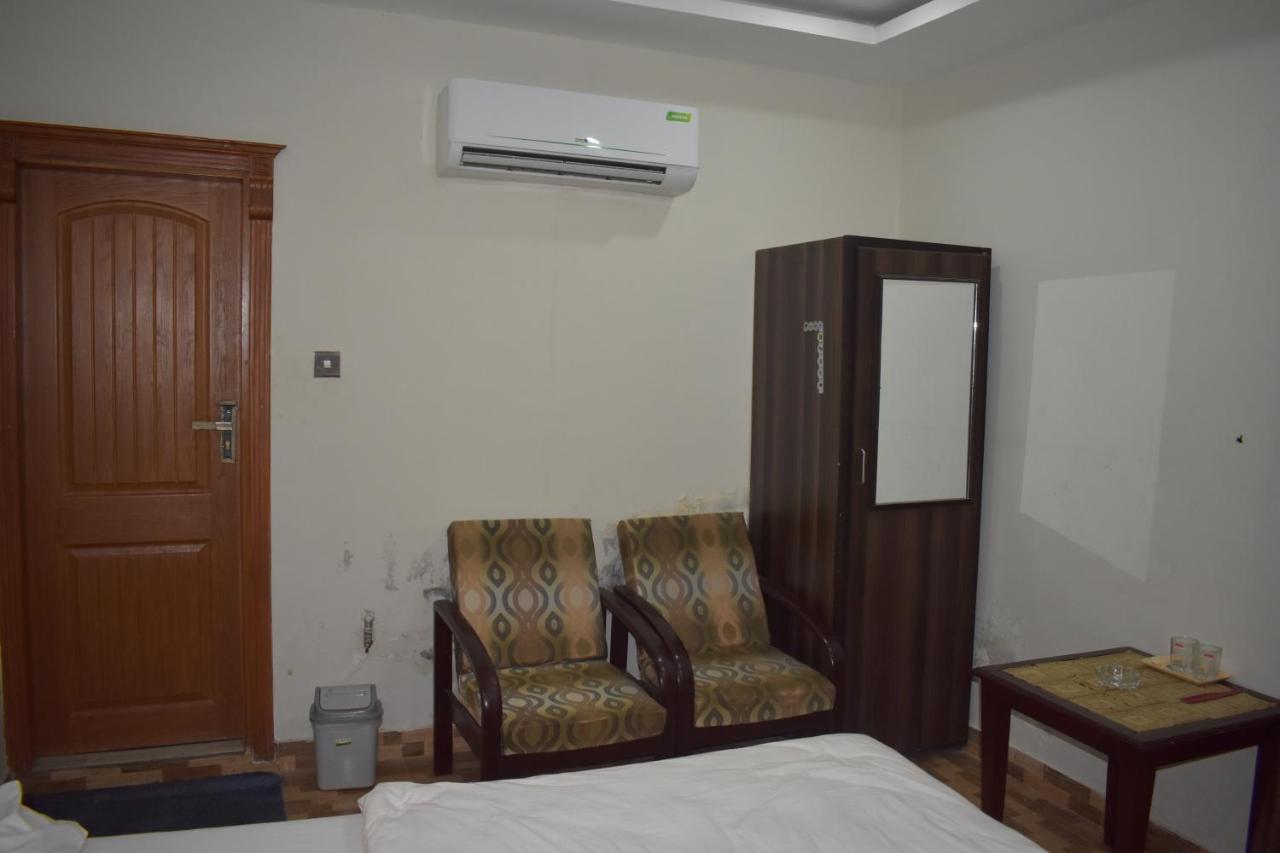 Hotel Kashmir Inn Ravalpindi Kültér fotó