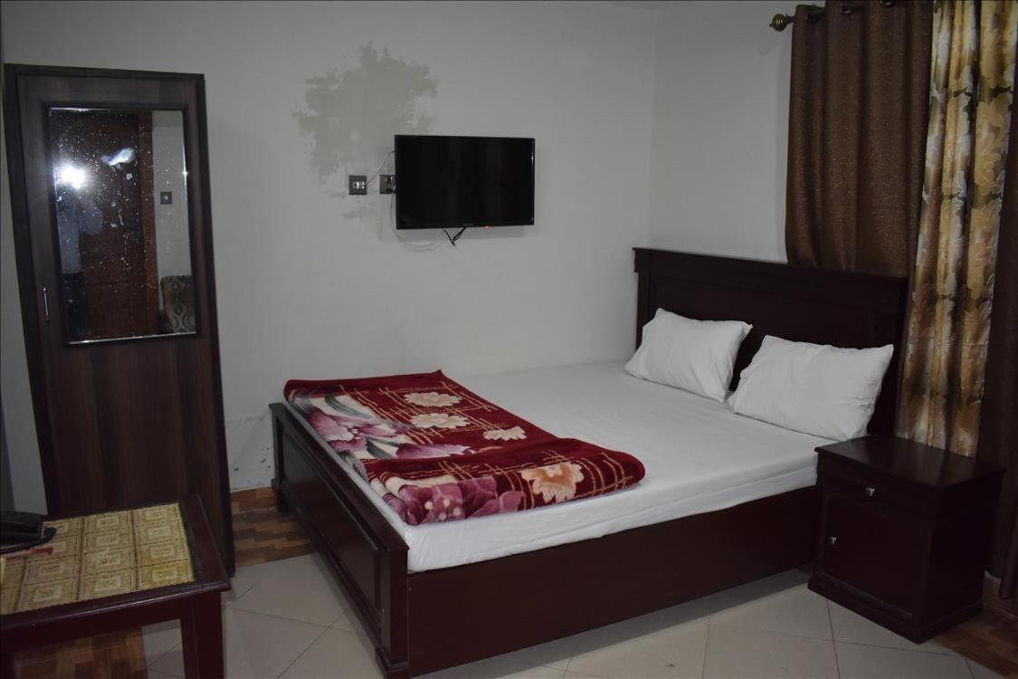 Hotel Kashmir Inn Ravalpindi Kültér fotó